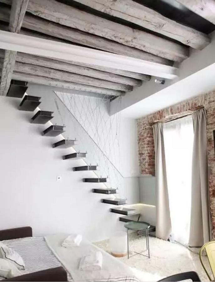 Stylish Apts Center Malasana- 1, 2 & 3 Bedroom Flats In Same Building Madrid Extérieur photo